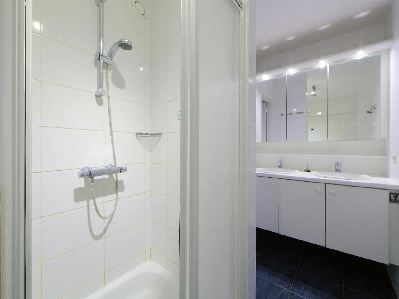 Studio Studio By Interhome Bredene